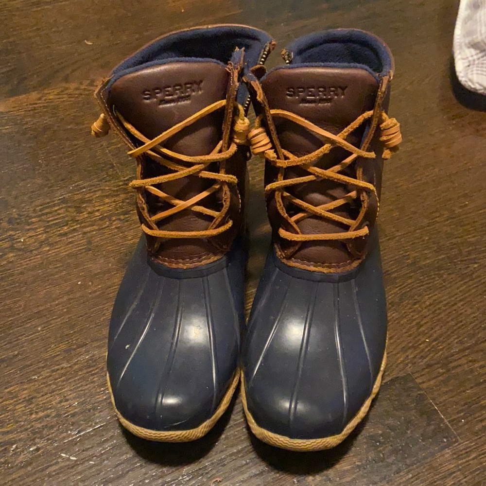 Used Sperrys! In great condition!!